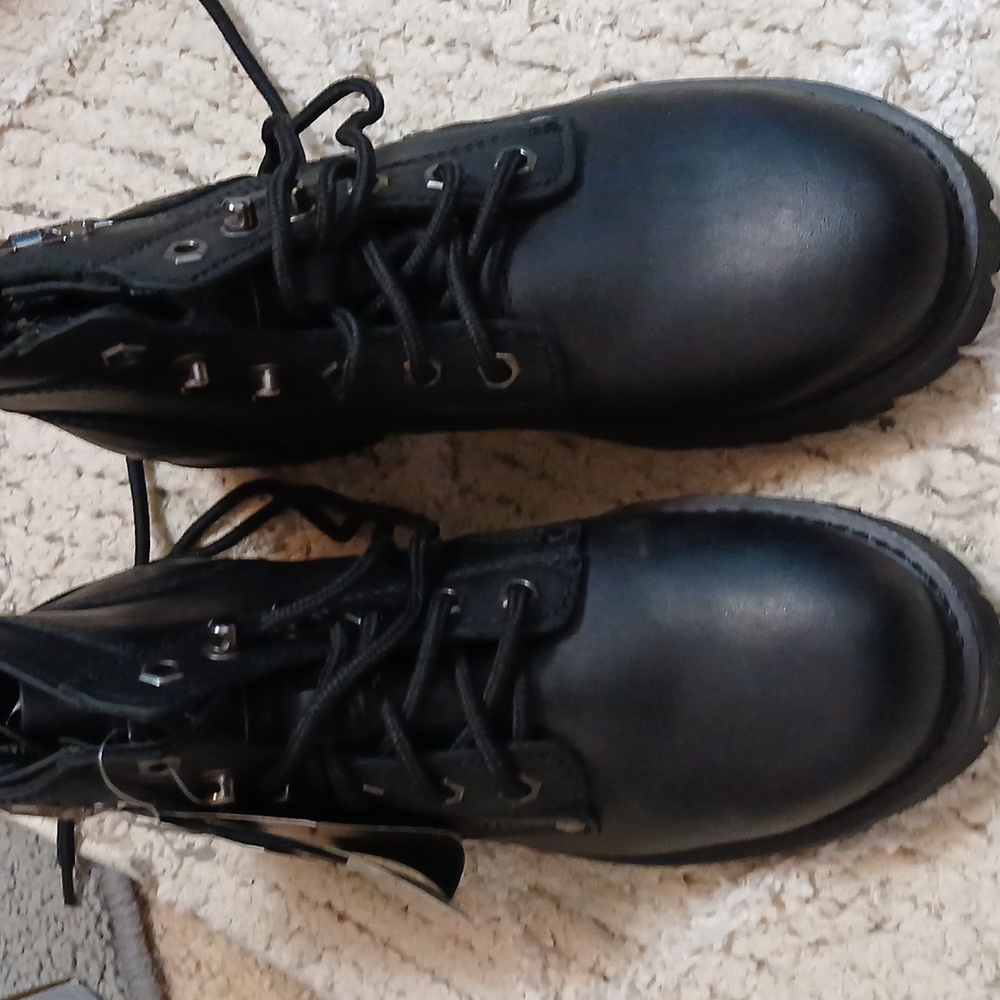 BNWT Element motorcycle boots